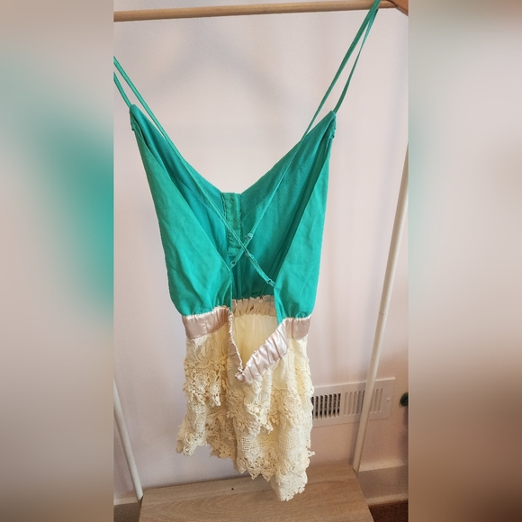 Spool No 72 Backless Green Romper - Picture 3 of 3